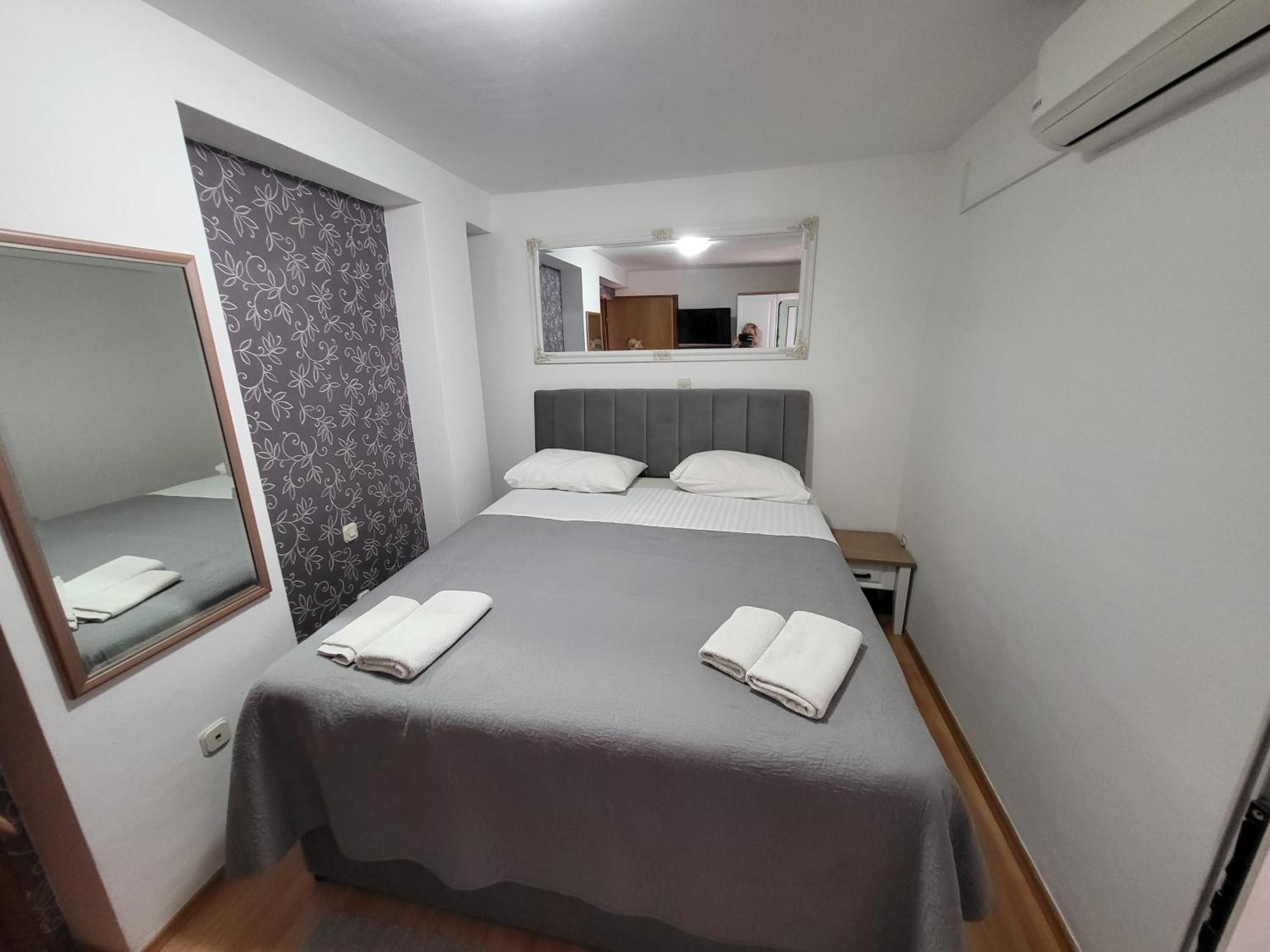 Guest Accomodation Zura Skradin Eksteriør billede